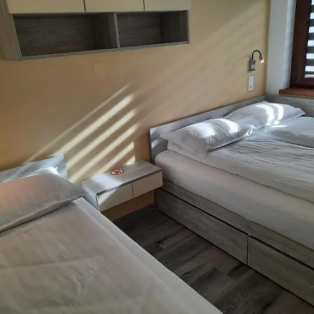 Gondola Apartment *